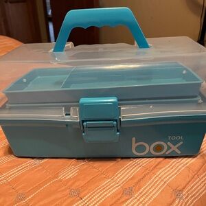 Toolbox / makeup box